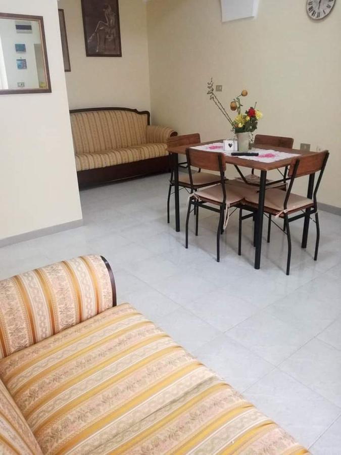 L 'Alcova Holidays Home Centro Storico Ceglie Messapica Esterno foto