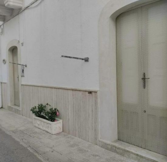 L 'Alcova Holidays Home Centro Storico Ceglie Messapica Esterno foto